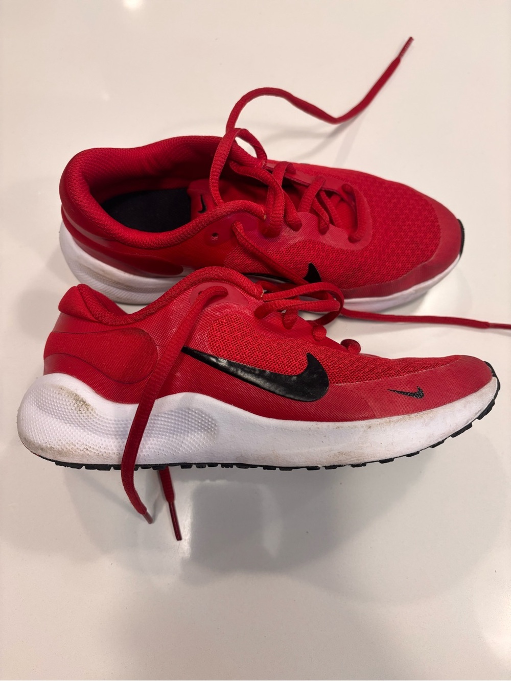 Size 2 Nike Kids' Red Lightweight Running Shoes